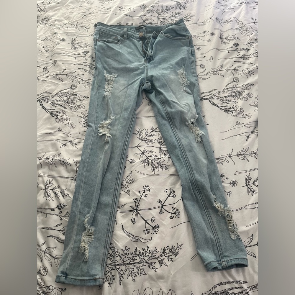 Ripped mom jeans size 11